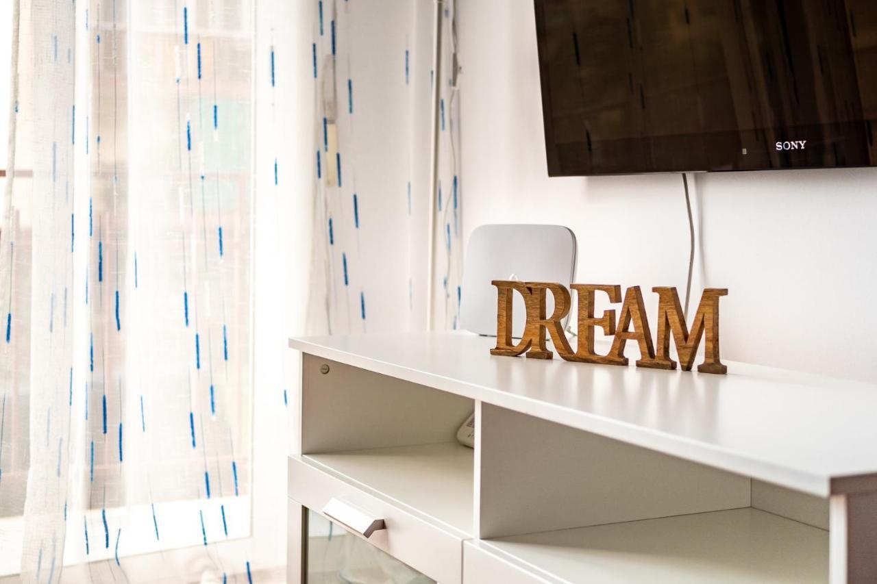 Dream House Apartment Badalona Luaran gambar
